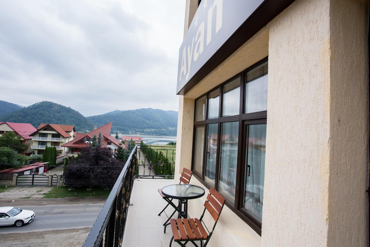 Hotel-Restaurant Ayan Piatra Neamţ Exterior foto